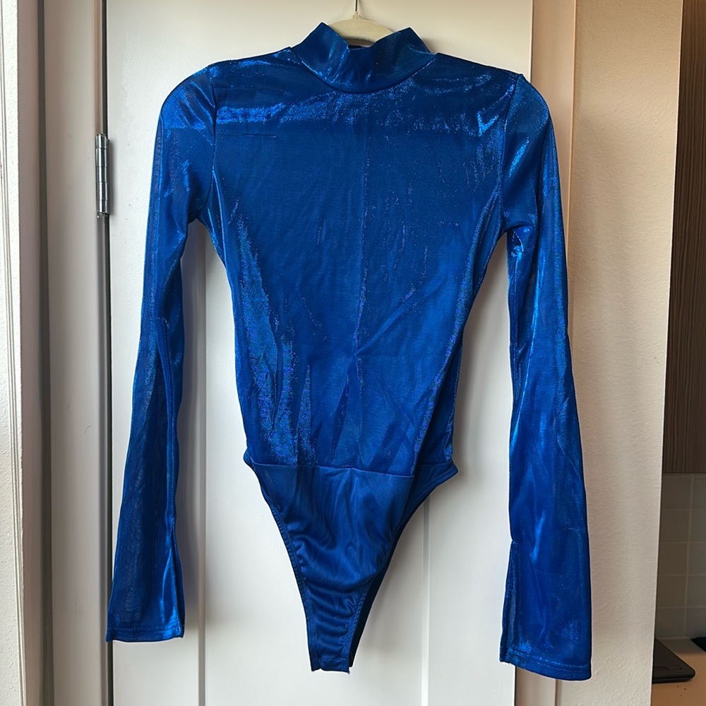 SOLADO Sparkly Blue Bodysuit and Skirt Set